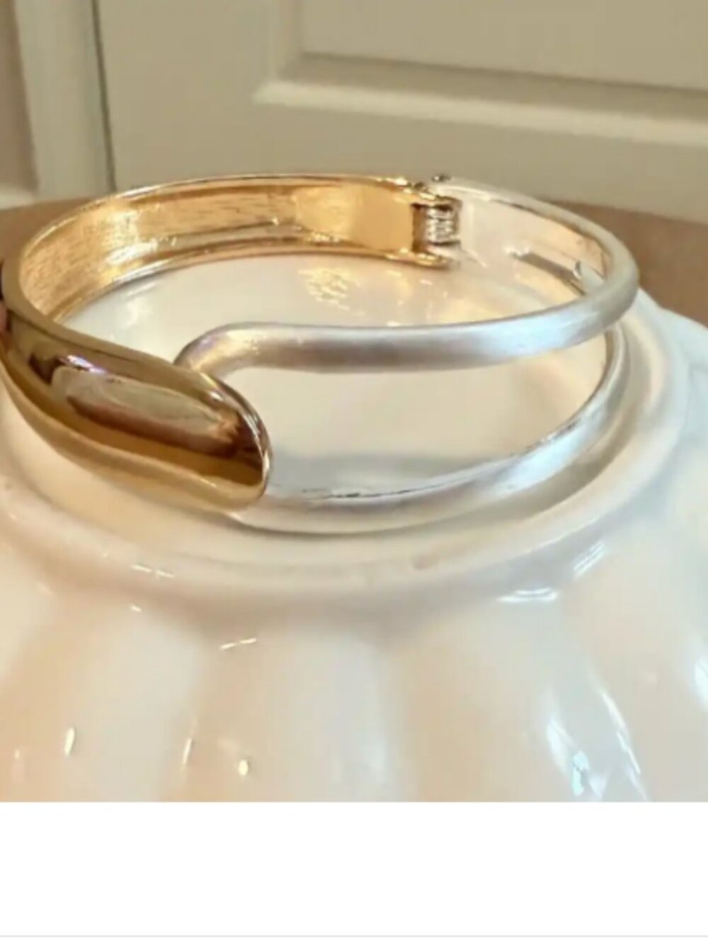 Elegant Two-Tone‎ Bangle Bracelet